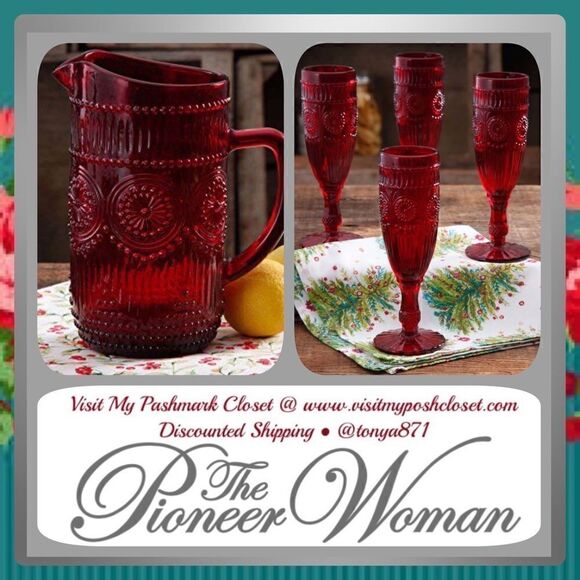 🦋 RARE! 🦋 NEW SET! Pioneer Woman Adeline Christmas Red Pitcher & 4 Flutes - Picture 3 of 9